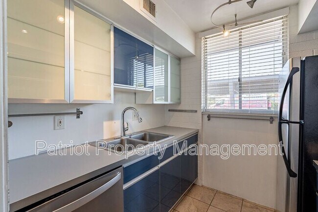 4206 N 38th St in Phoenix, AZ - Building Photo - Building Photo