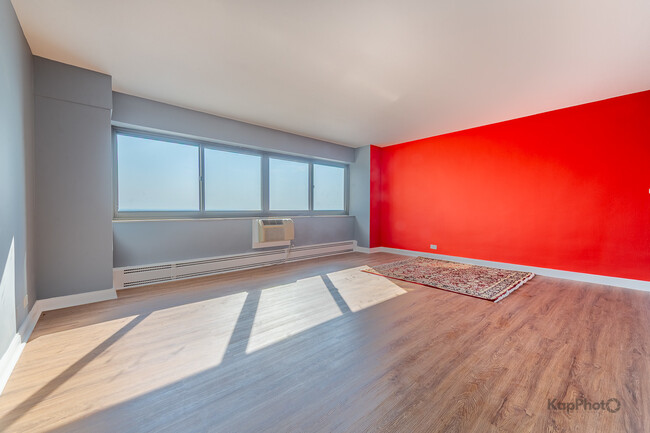 7337 S South Shore Dr in Chicago, IL - Building Photo - Building Photo