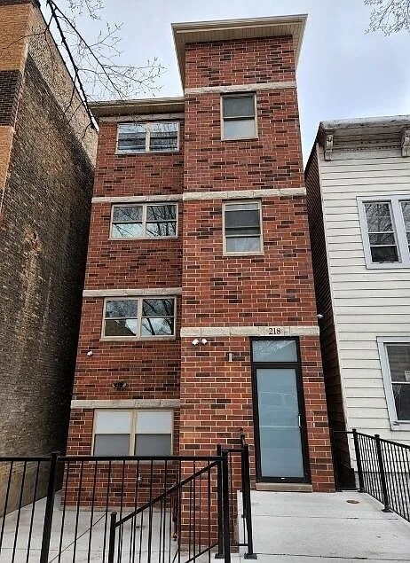 property at 218 W 24th St
