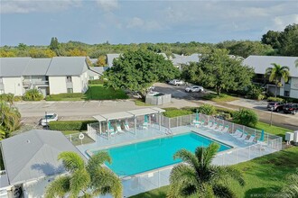 2061 NW 21st Terrace in Stuart, FL - Building Photo - Building Photo