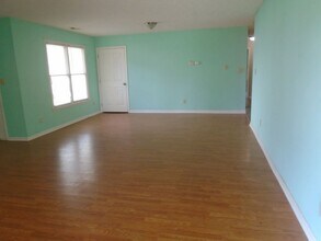 6334 Greycliff Dr in Fayetteville, NC - Building Photo - Building Photo