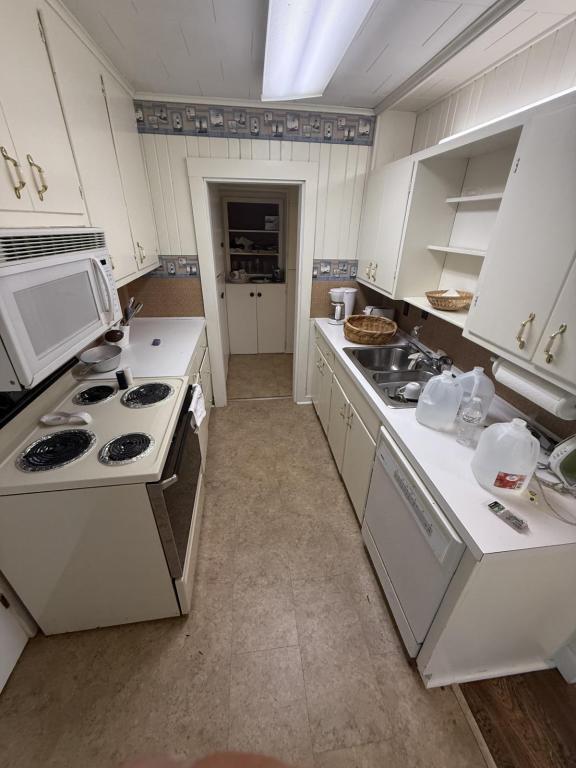 1527 Cranfield Rd in Mountain Home, AR - Building Photo - Building Photo