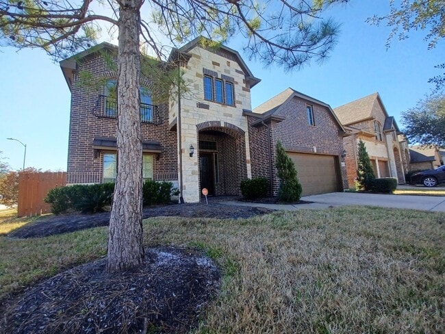 property at 13102 Spear Trail Court