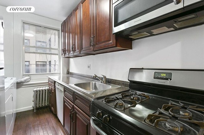 1664 3rd Ave in New York, NY - Building Photo - Building Photo