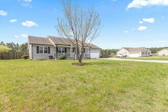 214 Tall Tree Court in Maysville, NC - Building Photo - Building Photo