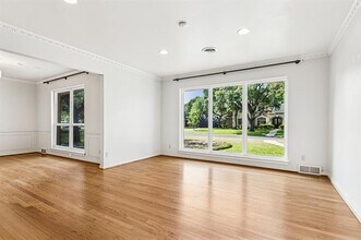 5834 Melshire Dr in Dallas, TX - Building Photo - Building Photo