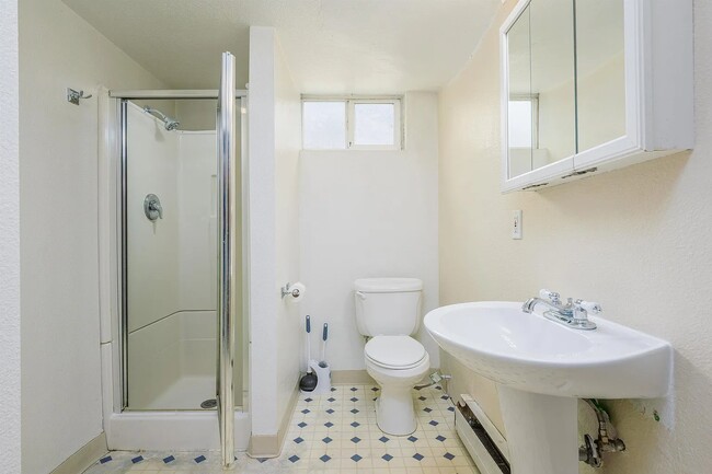 2202 Orchard Ave, Unit A in Grand Junction, CO - Building Photo - Building Photo