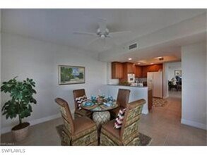 12601 Mastique Beach Blvd in Ft. Myers, FL - Foto de edificio - Building Photo