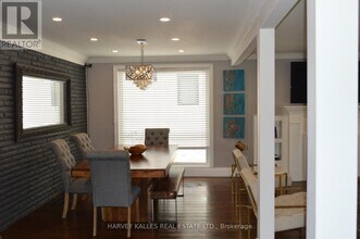 8 Alonzo Rd in Toronto, ON - Building Photo - Building Photo