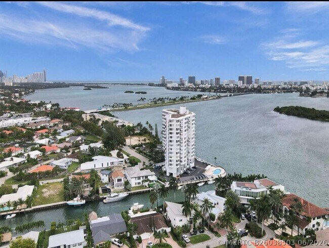 property at 11930 N Bayshore Dr