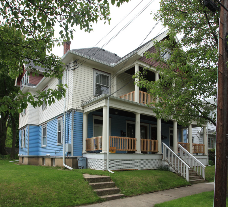 37 Leroy St in Binghamton, NY - Building Photo