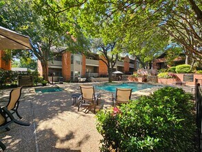 12660 Hillcrest Rd in Dallas, TX - Building Photo - Building Photo