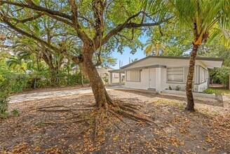 1709 N 59th Terrace in Hollywood, FL - Building Photo - Building Photo