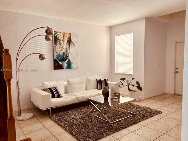 12212 SW 124th Path in Miami, FL - Building Photo - Building Photo