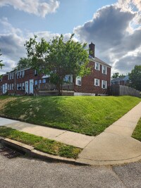 5560 Midwood Ave - 6