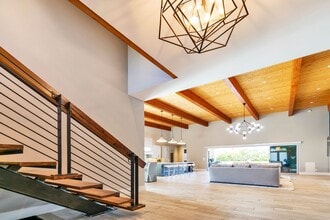 5854 N 42nd St in Phoenix, AZ - Foto de edificio - Building Photo