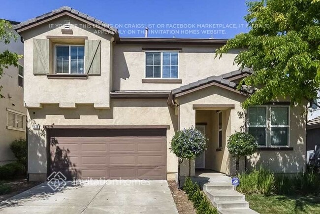 property at 1643 Dewey St