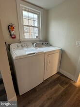 13 Charlton St in Princeton, NJ - Building Photo - Building Photo