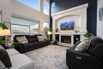 2163 Merlot Blvd in Abbotsford, BC - Building Photo - Building Photo