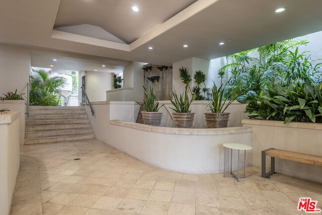 15425 Antioch St in Los Angeles, CA - Building Photo - Building Photo