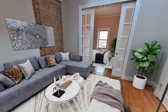 697 10th Ave, Unit 5RN in New York, NY - Building Photo - Building Photo