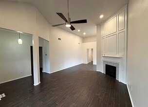 866 Sonora Ln in Grand Prairie, TX - Building Photo - Building Photo