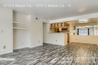 9212 E Arbor Cir in Englewood, CO - Building Photo - Building Photo