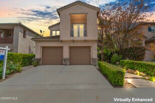 186 Parkside Dr in Simi Valley, CA - Building Photo