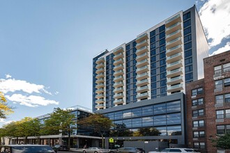 Justice Avenue Tower in Elmhurst, NY - Building Photo - Building Photo