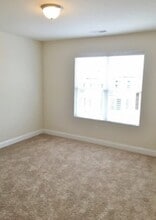 71 Old Stage Rd N in Lillington, NC - Building Photo - Building Photo