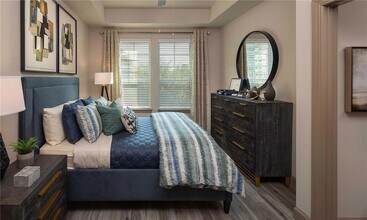 235 Pharr Rd NE in Atlanta, GA - Building Photo - Building Photo