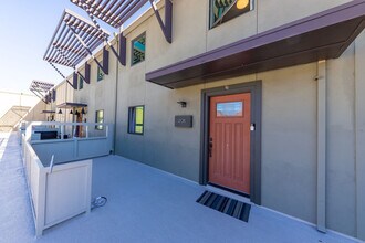 1208 Admiralty Ln in Foster City, CA - Building Photo - Building Photo