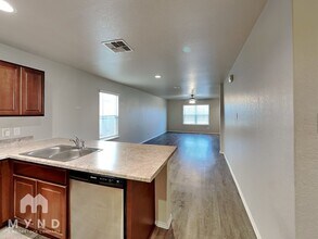 7415 Twin Pine Ct in Converse, TX - Building Photo - Building Photo