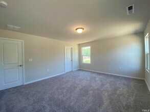 908 Clearhaven Ln in Fuquay Varina, NC - Building Photo - Building Photo