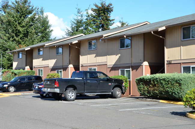 Canterbrook Village in Lakewood, WA - Foto de edificio - Building Photo