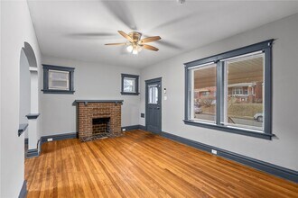 4040 Shreve Ave in St. Louis, MO - Building Photo - Building Photo