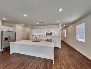 263 Yasmin Daylily Pl in Henderson, NV - Building Photo - Building Photo