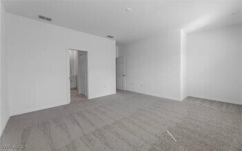 15481 Wildflower Cir in Naples, FL - Building Photo - Building Photo