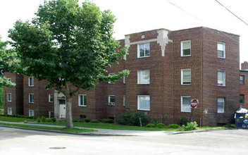 Concord Manor Apartments in Washington, DC - Building Photo - Building Photo