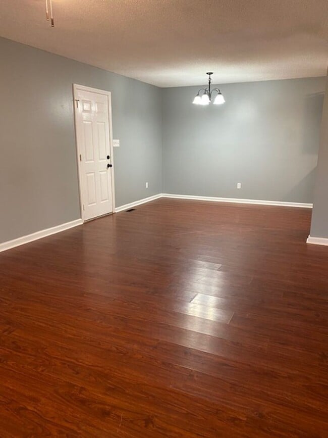 1751 Strawhill Rd SE in Cleveland, TN - Building Photo - Building Photo