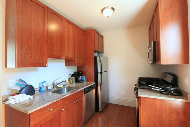 107 Winter St, Unit 2