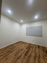 1400 Bowe Ave, Unit 401 in Santa Clara, CA - Foto de edificio - Building Photo