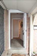 4034 Curly Oaks Dr in Houston, TX - Building Photo - Building Photo