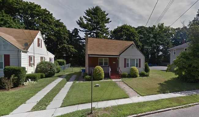 property at 415 Victoria St