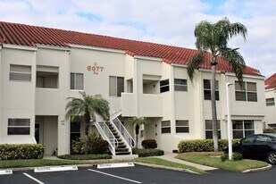 6077 Bahia Del Mar Blvd S in St. Petersburg, FL - Building Photo