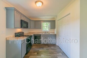 814 W Georgia Ave in Bessemer City, NC - Building Photo - Building Photo