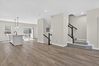 19753 Grn Vlg Dr in Montgomery Village, MD - Building Photo - Building Photo