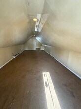 2102 Airline Ave in Toledo, OH - Building Photo - Building Photo