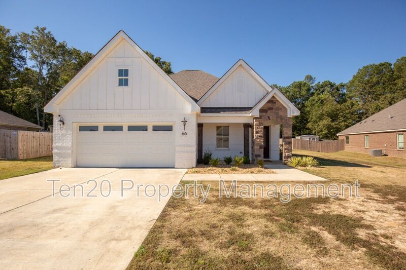 66 Quail Run Ave in Smiths Station, AL - Building Photo