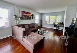 4505 Mallard Crescent in Portsmouth, VA - Building Photo - Building Photo